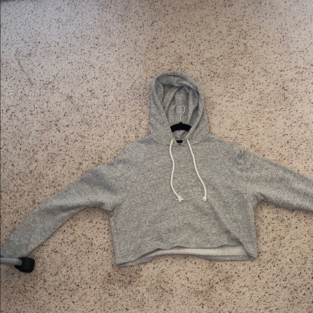 H&M Cropped Sweater